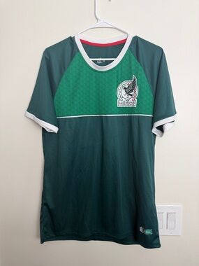 Men's Mexico Green Soccer Jersey with Crest